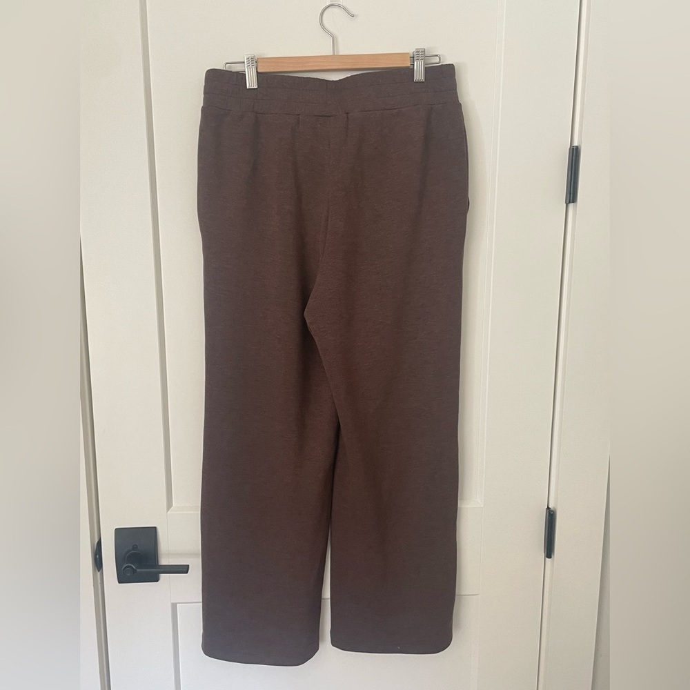 Varley The Wide Leg Pant DoubleSoft in Large - Picture 9 of 11